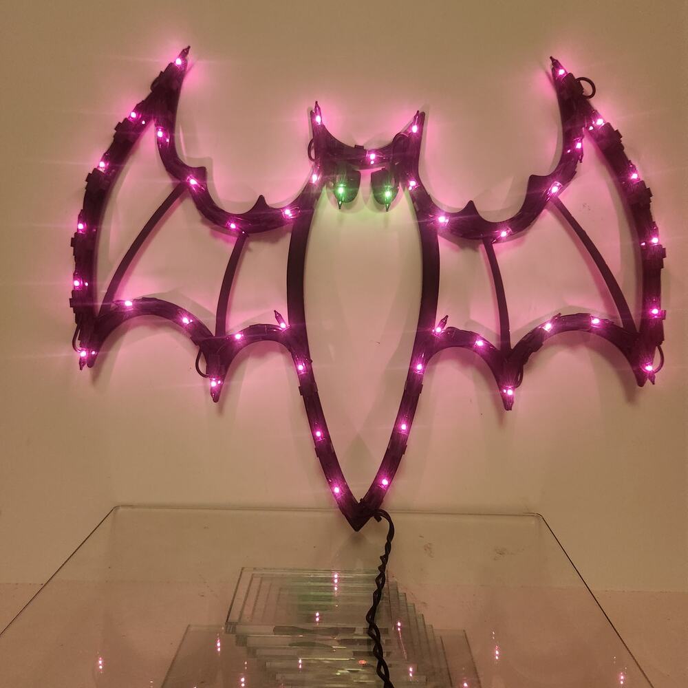Impact Innovations Light up Bat 43 Mini light Bulb no suction cup